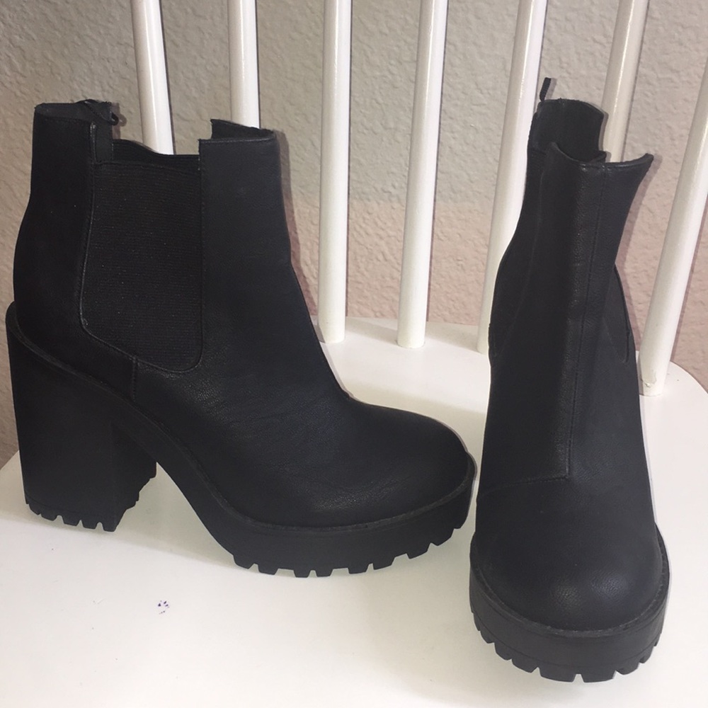 Black boots